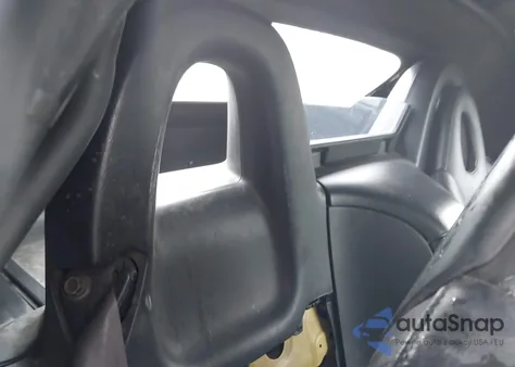 2002 Honda S2000 z USA, uszkodzony, nr VIN JHMAP11482T008807